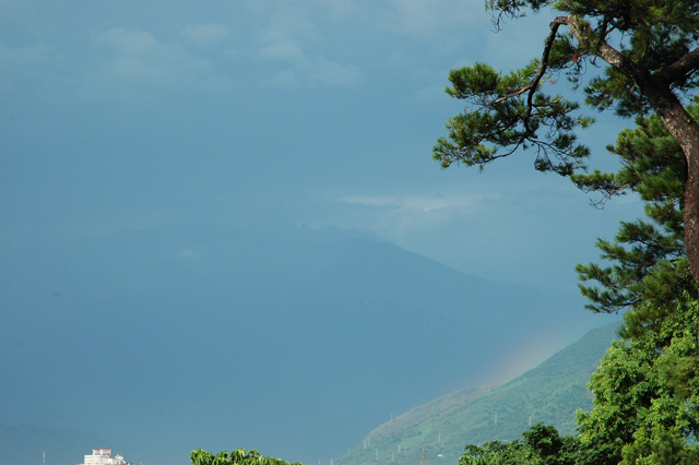 rainbow before typhoon no 15 2008 48 hours away h